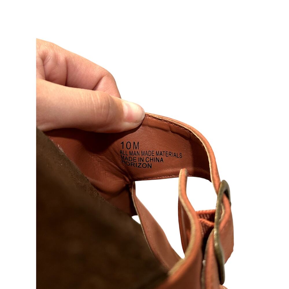 Horizons Buckle Slides - Picture 3 of 3